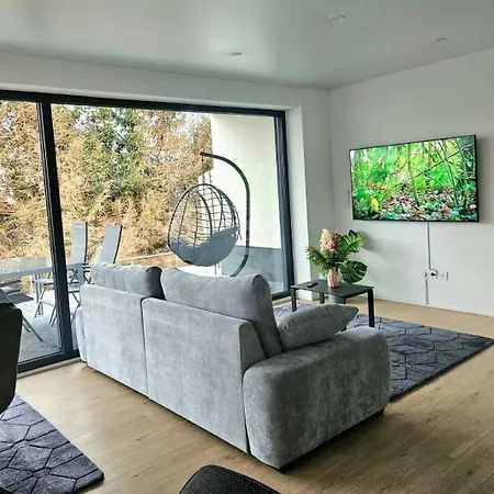 Stilvolle Mit Blick Und Selbst-check-in Apartment *