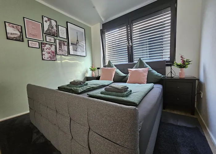 Stilvolle Mit Blick Und Selbst-check-in *